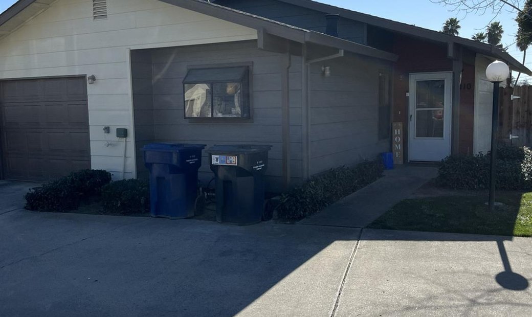 Multi Family (2 4 Units) In Turlock, California, United States For Sale (12558829)