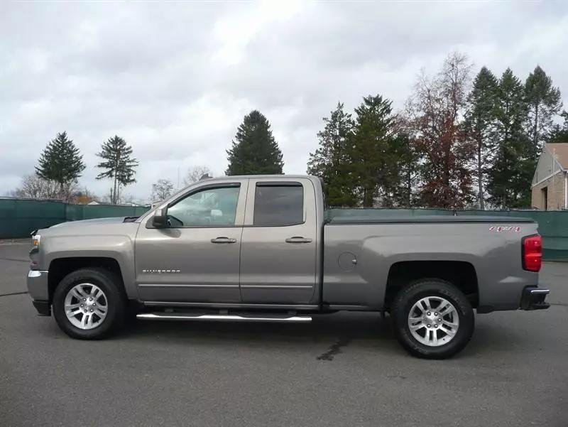 2017 Chevrolet Silverado In East Windsor, Connecticut, United States