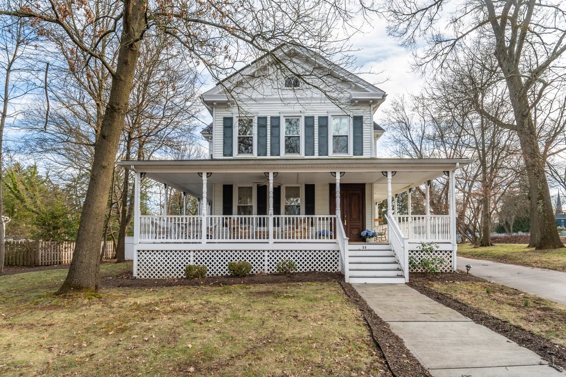 Classically Elegant And An Excellent In Pennington, New Jersey, United