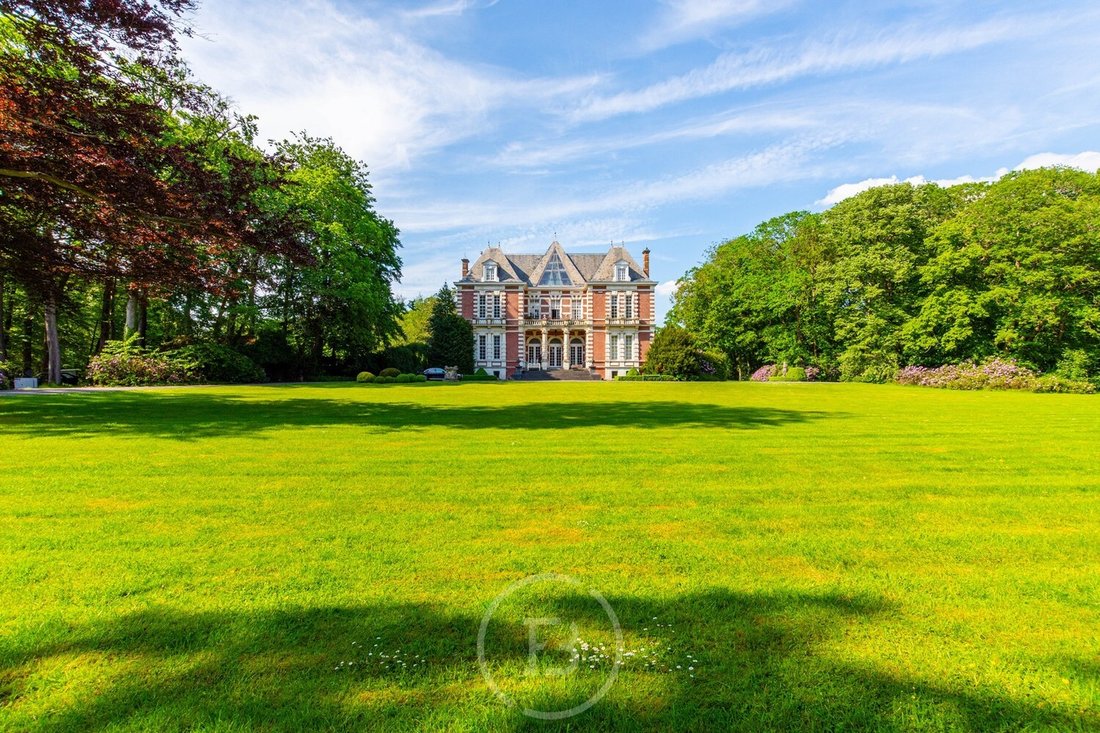 Snellegem Castle In Jabbeke, Flanders, Belgium For Sale (12527763)