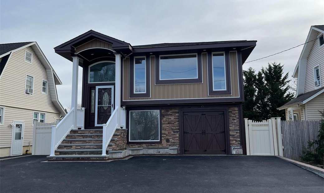 House Bellmore In Bellmore, New York, United States For Rent (12560961)