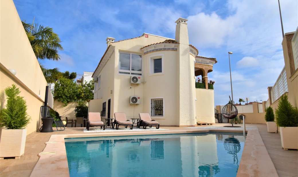 Orihuela Costa Detached Villa In Orihuela, Valencian Community, Spain