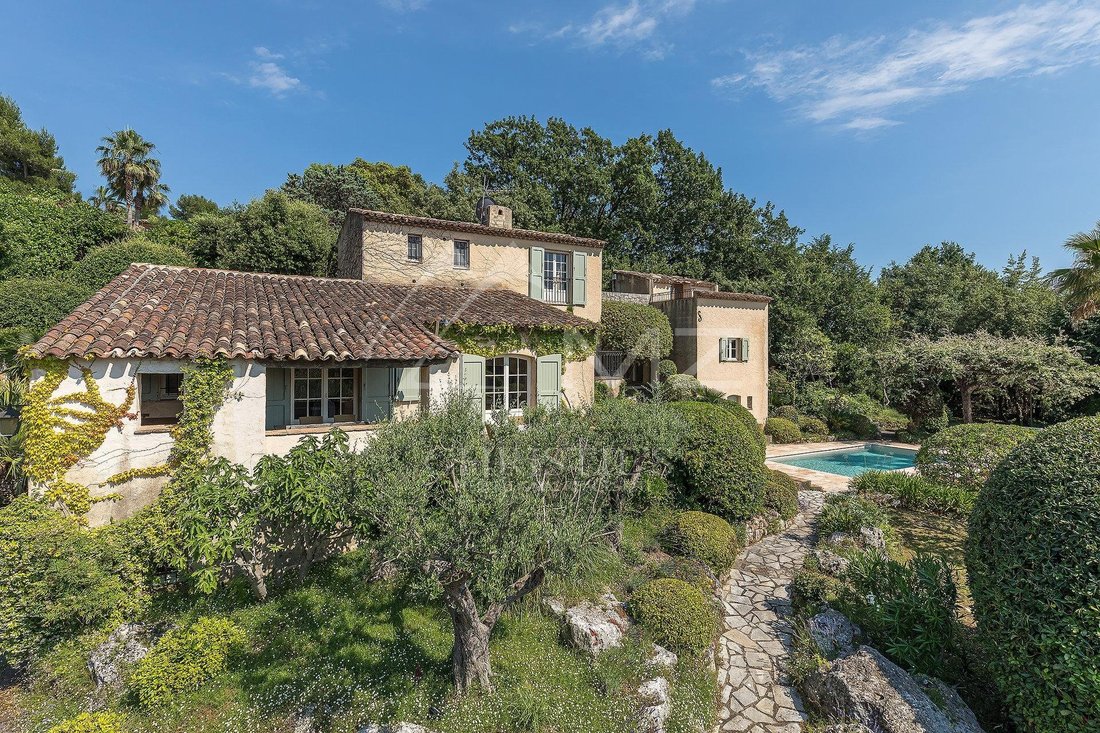 Près De Saint Paul Dans La Colle Sur Loup, Provence Alpes Côte D'azur