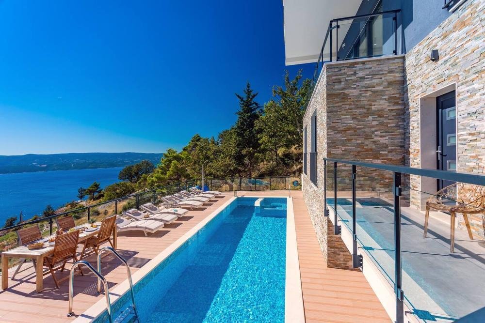 Villa in Lokva Rogoznica, Split-Dalmatia County, Croatia 2 - 10594805
