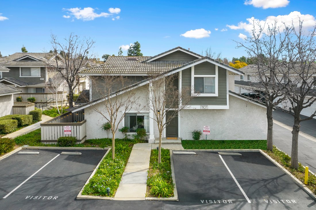 Gated Hoa Updated Townhome Diamond In Diamond Bar, California, United