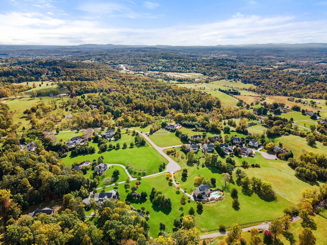 Hurley Lane, Paeonian Springs, Va, 20129 In Leesburg, Virginia, United ...