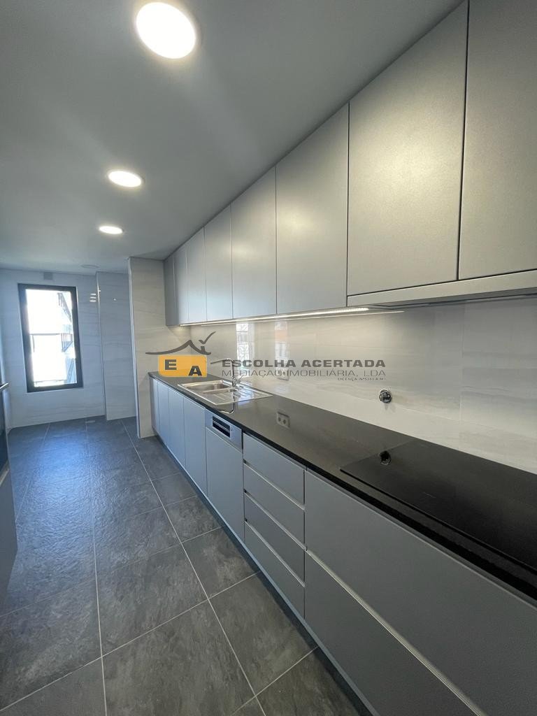 Apartment in Cedofeita, Santo Ildefonso, Se, Miragaia, Sao Nicolau e Vitoria, Porto District, Portugal 2 - 12557592