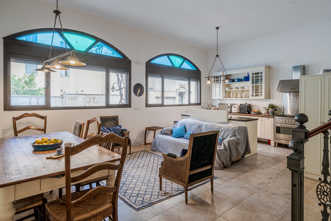 House in Tel Aviv-Yafo, Tel Aviv District, Israel 2 - 12560788