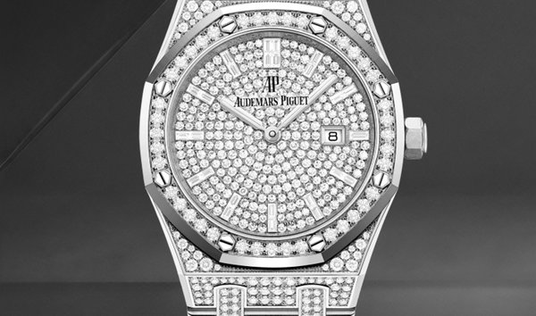 Audemars Piguet Royal Oak Quartz 67652BC.ZZ.1265BC.01 in White Gold & Diamond Set (12560850)