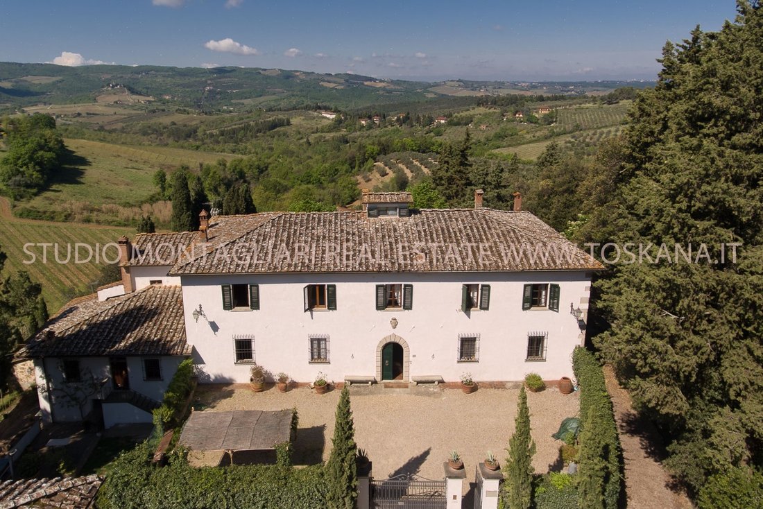 Historical Estate With Vineyard In The In Greve In Chianti, Tuscany