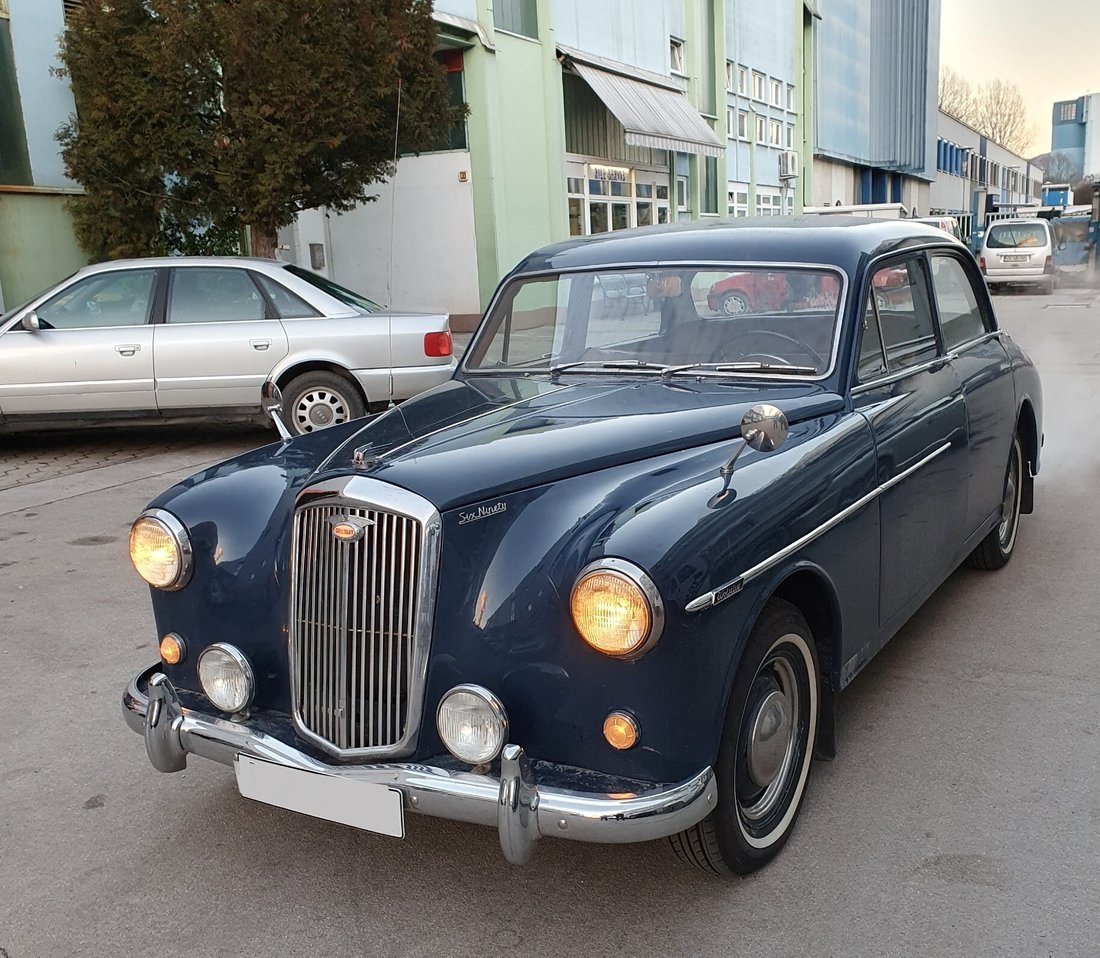 Sedan in Ljubljana, Ljubljana, Slovenia 1 - 12562088