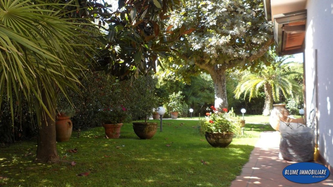 Villa in Fiumetto, Pietrasanta, Italy 5 - 12412991