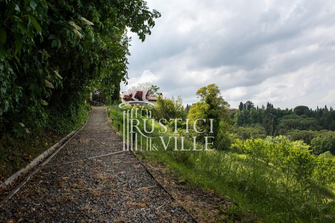 La Dimora del Sole: A 1700s Tuscan Masterpiece Reborn Above the Hills - 5