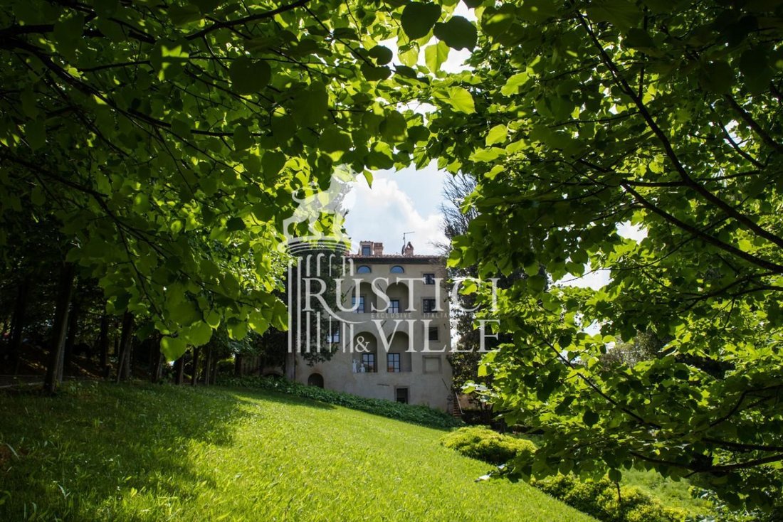 La Dimora del Sole: A 1700s Tuscan Masterpiece Reborn Above the Hills