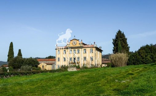 Castle in Porta a Lucca, Pisa, Tuscany 1