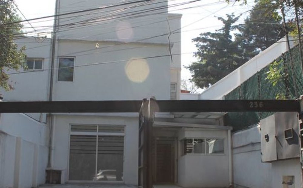 Casa de Lujo en Lomas de Chapultepec, Calle Cerrada con Total Privacidad.,  Ciudad de México - Inmuebles24