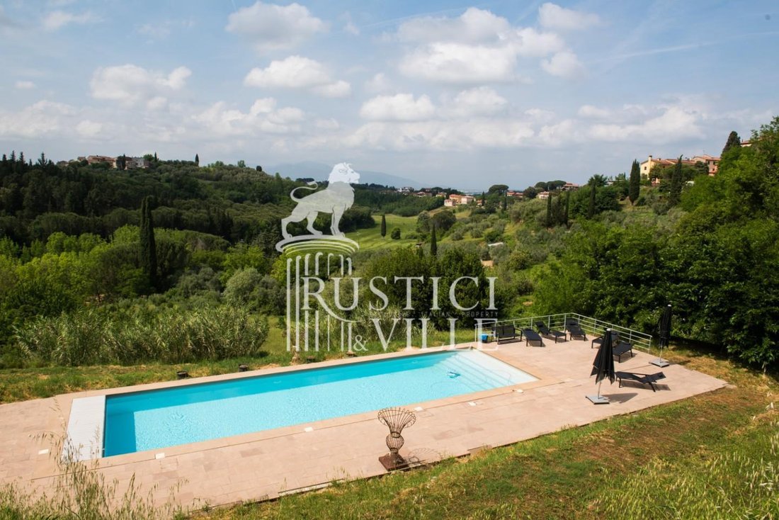 La Dimora del Sole: A 1700s Tuscan Masterpiece Reborn Above the Hills