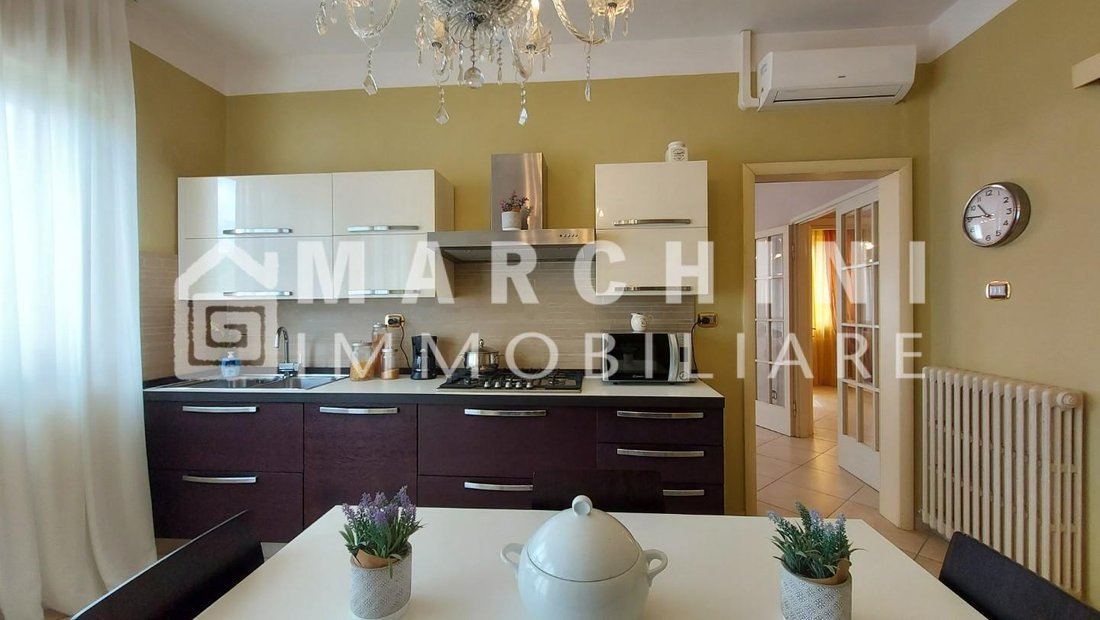 Villa in Area Monte San Quirico - Sant'Alessio, Lucca, Tuscany 3 - 12364811