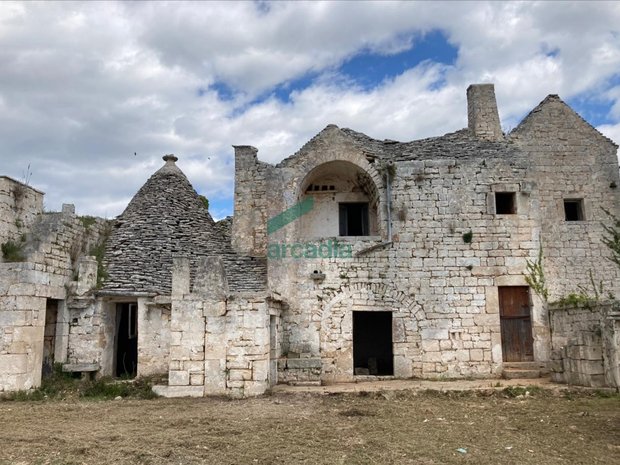 Luxury homes for sale in Alberobello, Apulia, Italy | JamesEdition