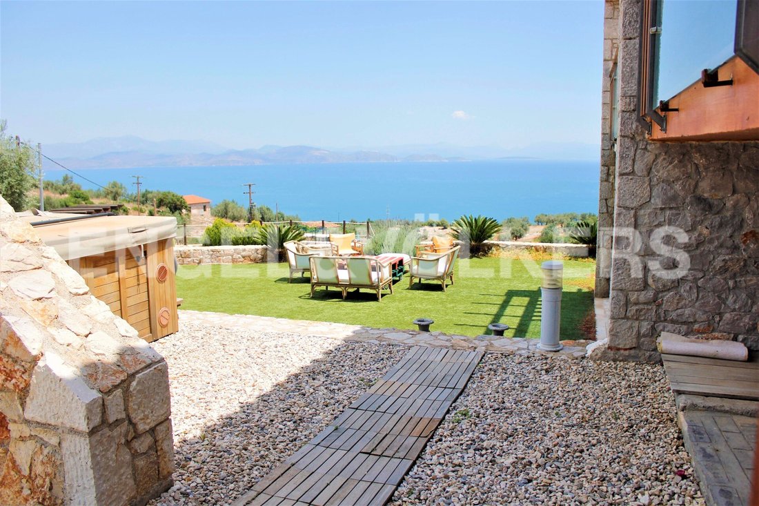 Villa in Community of Xiropigado, Peloponnese, Western Greece and the Ionian, Greece 5 - 12568610