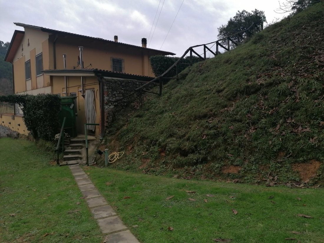 Villa in San Macario In Piano, Lucca, Tuscany 2 - 12567673