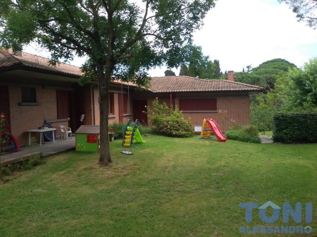 Villa in Monterappoli, Empoli, Tuscany 2 - 12568069