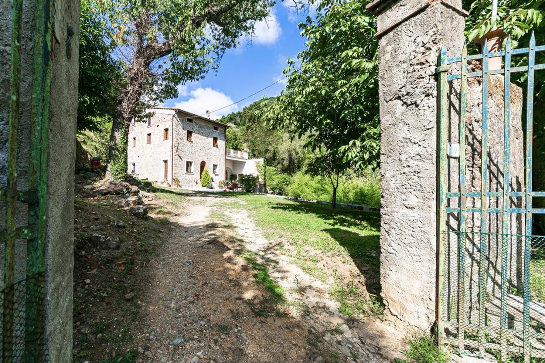Buti, Tuscany, Italy 2 - 12567010