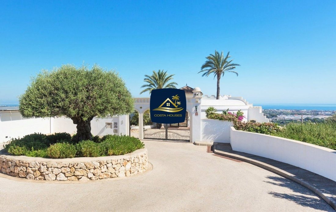 Villa in Denia, Valencian Community, Spain 1 - 12565274