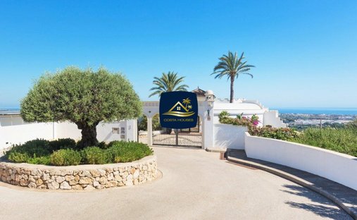 Villa in Denia, Valencian Community, Spain 1