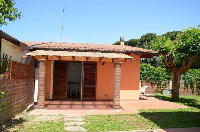 Villa in Motrone, Pietrasanta, Italy 3 - 12568030