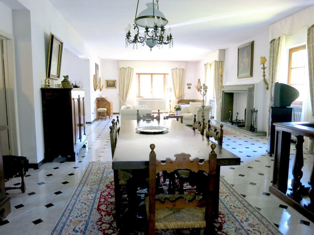 Villa in Pescaglia, Tuscany, Italy 3 - 12568373