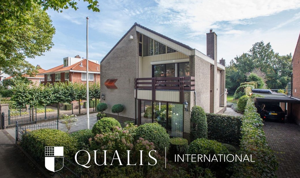 Detached Villa With Lovely Garden In Leidschendam, South Holland