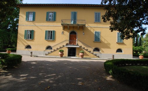 Villa in Montecalvoli, Tuscany, Italy 1