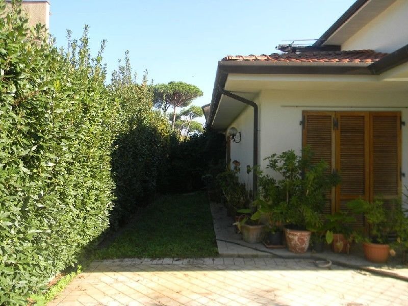 Villa in Center, Forte dei Marmi, Tuscany 4 - 12568356