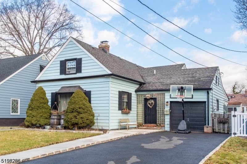 442 Chestnut Street In Nutley, New Jersey, United States For Sale