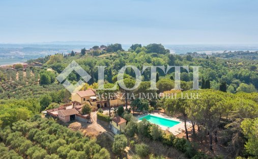Country House in Palaia, Tuscany, Italy 1