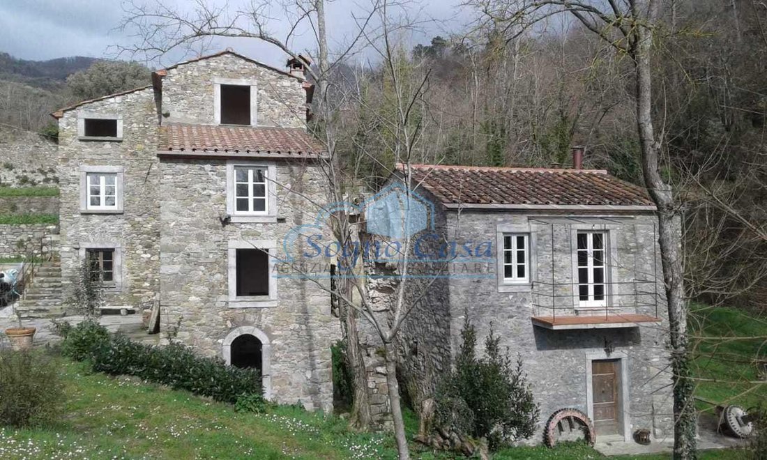 Country House in Historic Center, Castelnuovo Magra, Liguria 3 - 12568441