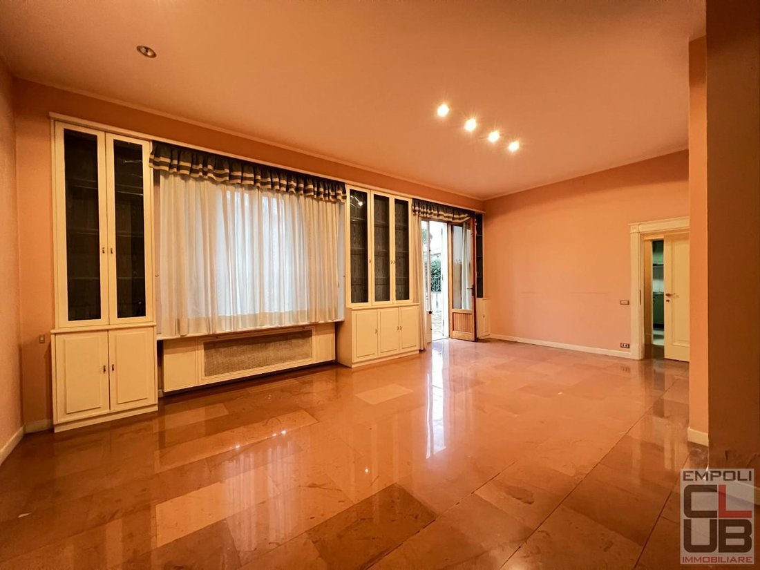Villa in Near Center, Empoli, Tuscany 5 - 12567260