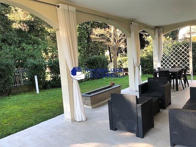Villa à Ronchi, Massa, Italie 1 - 12567269