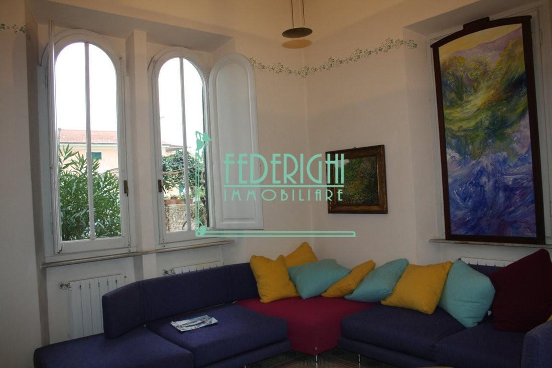 Villa in Camaiore, Tuscany, Italy 1 - 12568398
