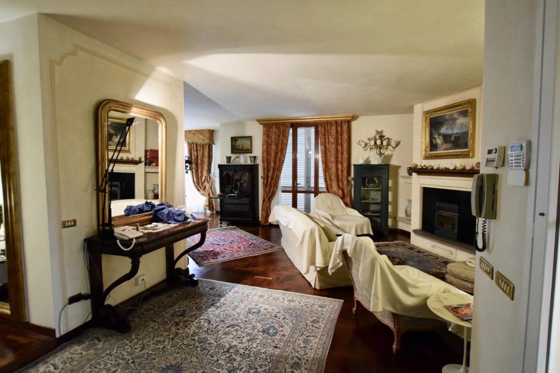 Villa in Center, Pontedera, Tuscany 1 - 12567792