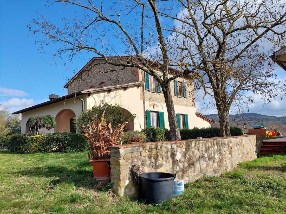 Colonica In Vendita A Lastra A Signa(fi) In Ottimo Composto In Tuscany