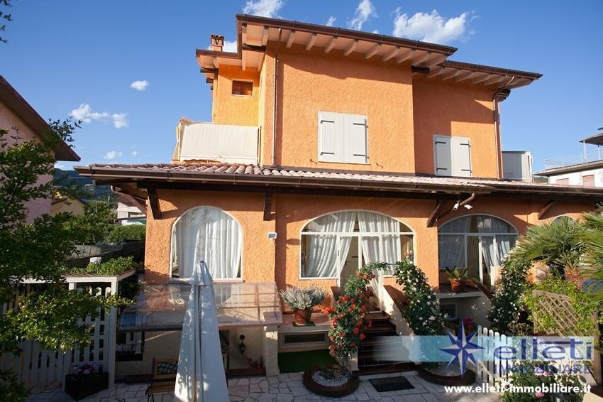 Villa in Cinquale, Montignoso, Tuscany 2 - 12568524