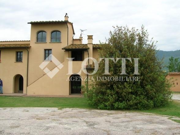 Villa in Vicopisano, Tuscany, Italy 2 - 12568351