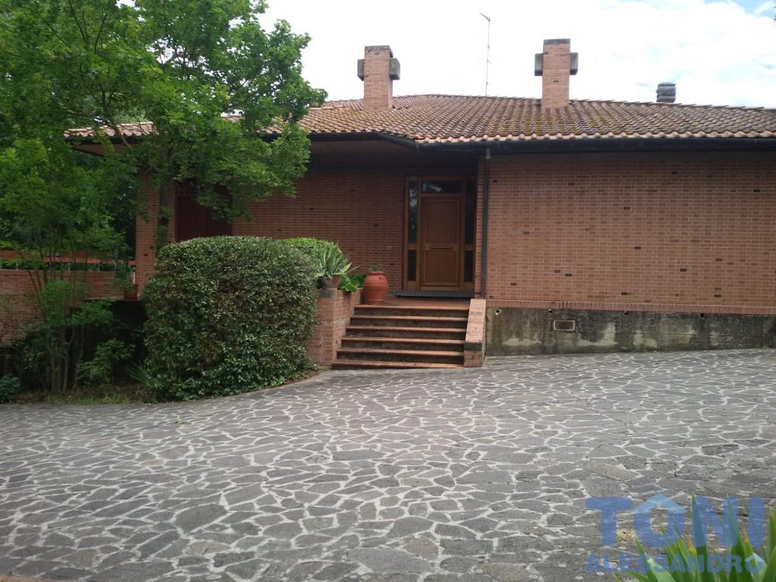Villa in Monterappoli, Empoli, Tuscany 3 - 12568069