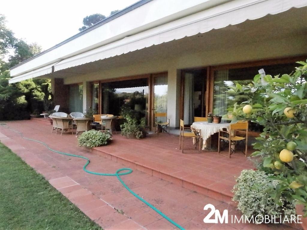 Villa in Pieve di Brancoli, Lucca, Tuscany 2 - 12567203
