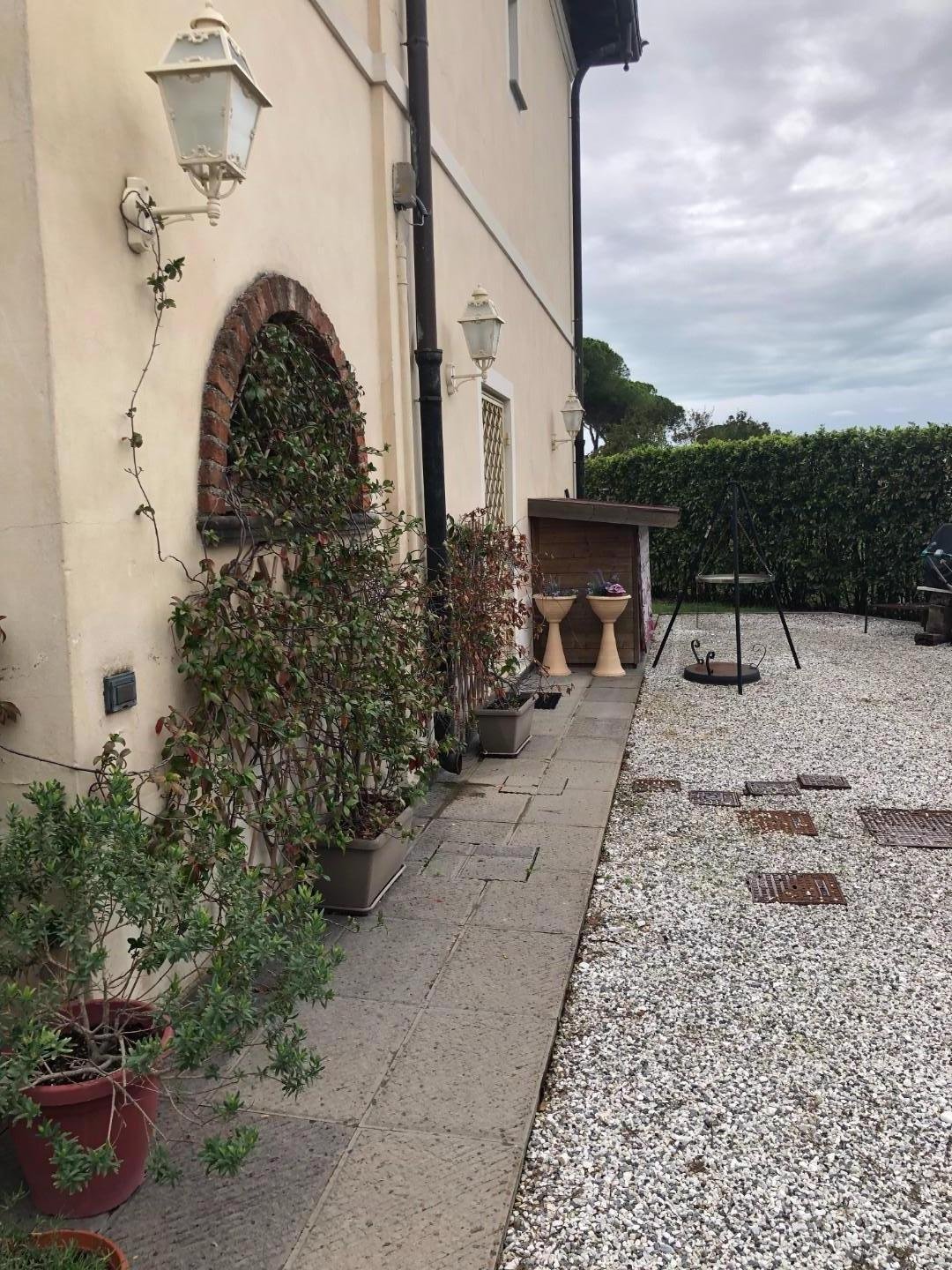 Villa in Ghezzano-Colignola Mezzana-Campo, Cascina, Tuscany 1 - 12567135