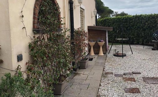 Villa in Ghezzano-Colignola Mezzana-Campo, Cascina, Tuscany 1