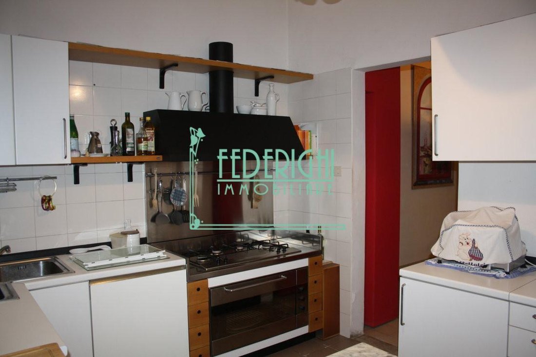 Villa in Camaiore, Tuscany, Italy 5 - 12568398