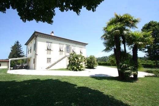 Villa in Area Monte San Quirico - Sant'Alessio, Lucca, Tuscany 1 - 12568670